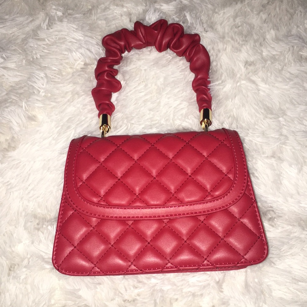NWOT. Red handbag.